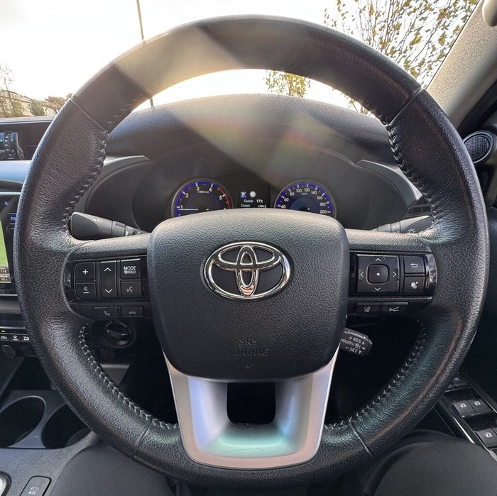 2019 Toyota Hilux SR5