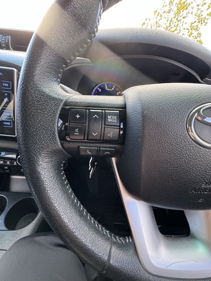 2019 Toyota Hilux SR5