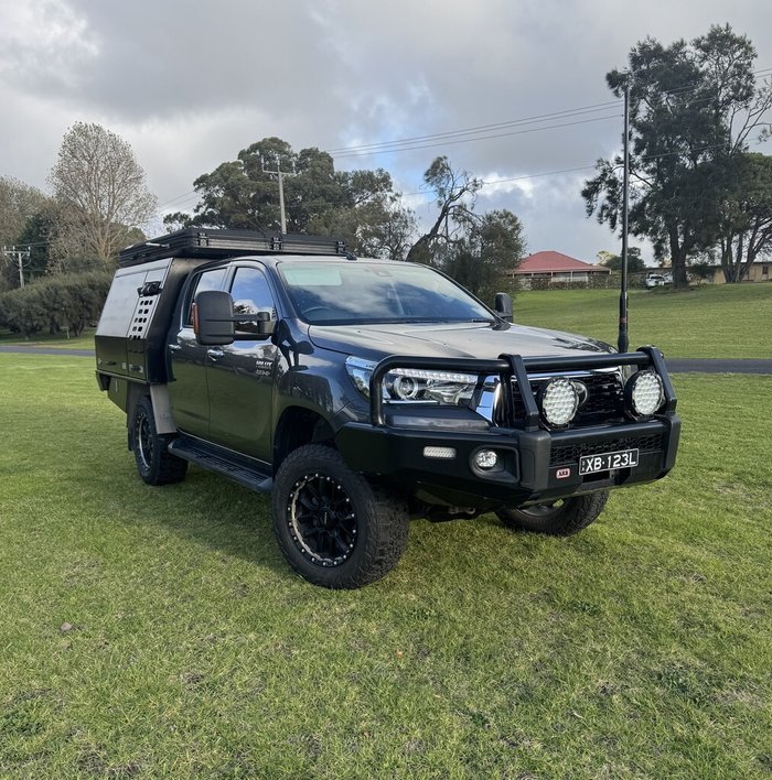 2019 Toyota Hilux SR5