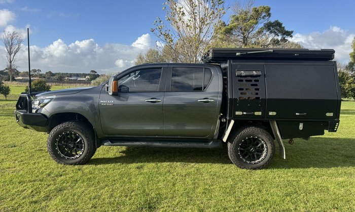 2019 Toyota Hilux SR5