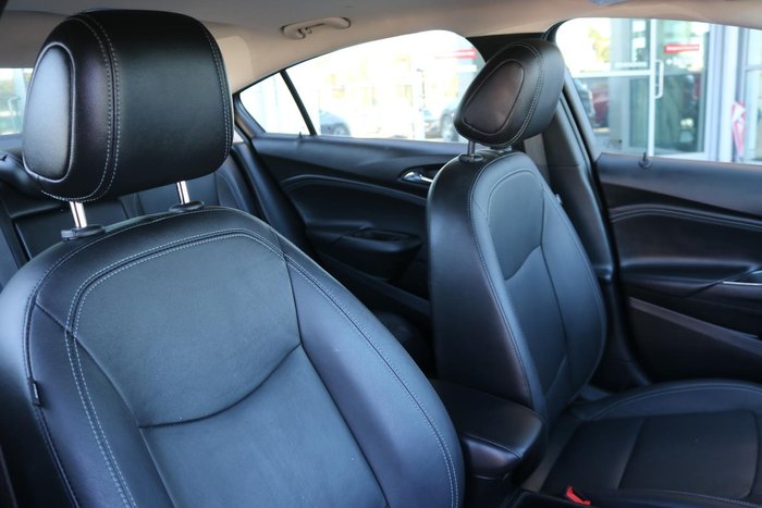 2018 Holden Astra LTZ