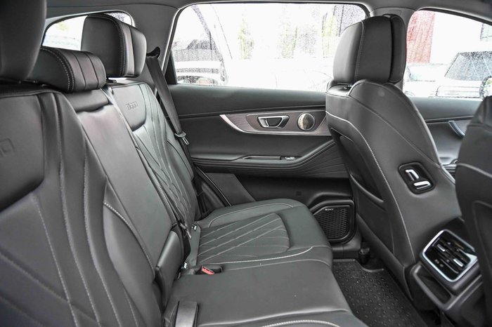 2025 Chery Tiggo 8 Pro Max Urban