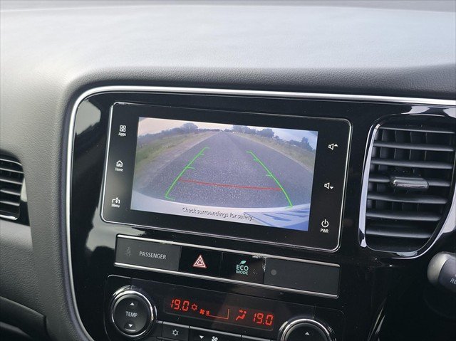 2019 Mitsubishi Outlander ES