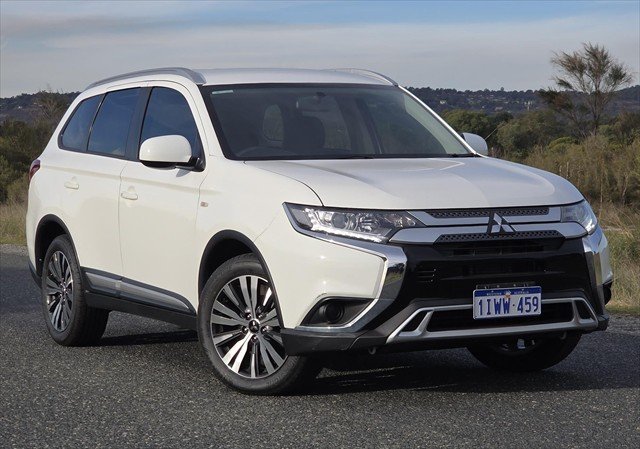 2019 Mitsubishi Outlander ES