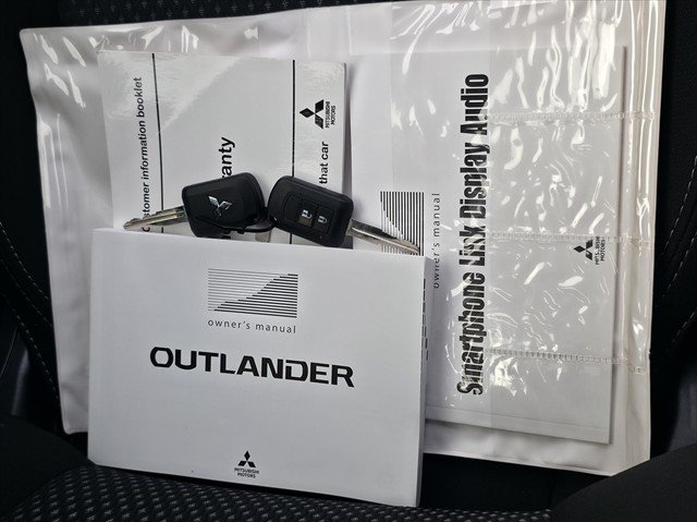 2019 Mitsubishi Outlander ES