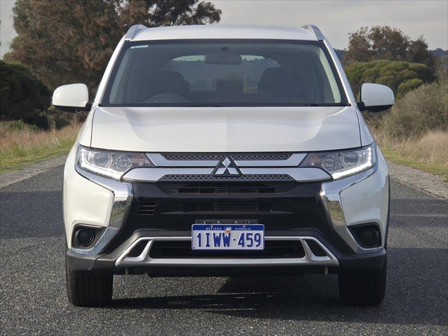 2019 Mitsubishi Outlander ES