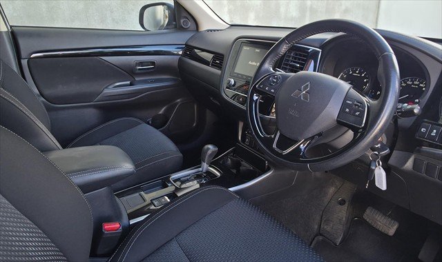 2019 Mitsubishi Outlander ES ADAS