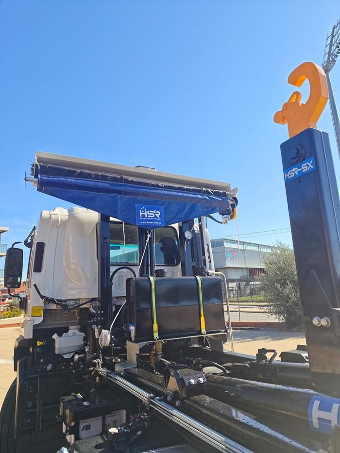 2026 Isuzu F Series FVZ 260-300 AT R55