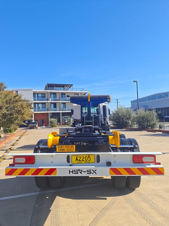 2026 Isuzu F Series FVZ 260-300 AT R55