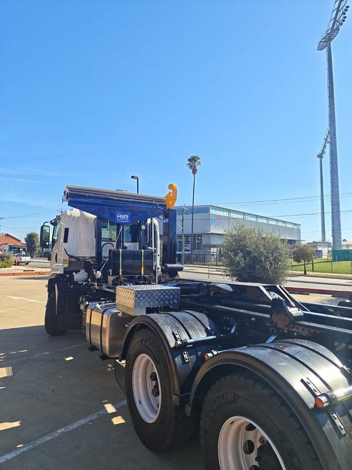 2026 Isuzu F Series FVZ 260-300 AT R55