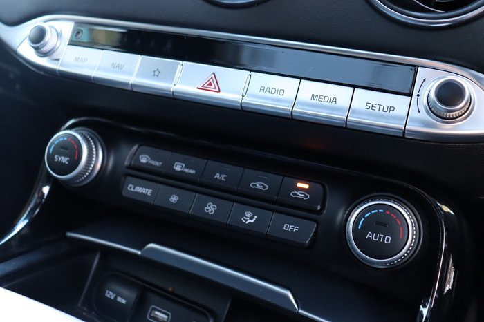 2022 Kia Stinger 3.3 GT (Black Leather)