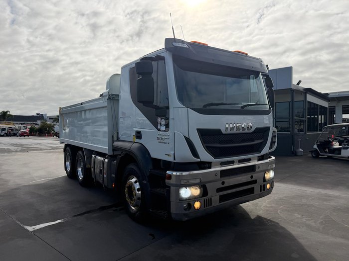 2017 Iveco Stralis AD450