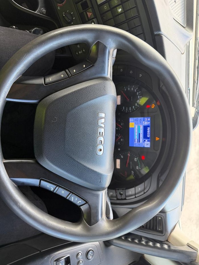 2017 Iveco Stralis AD450