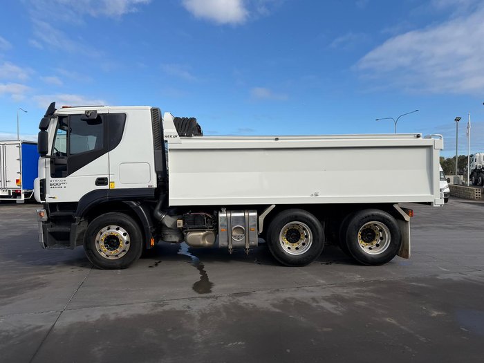 2017 Iveco Stralis AD450