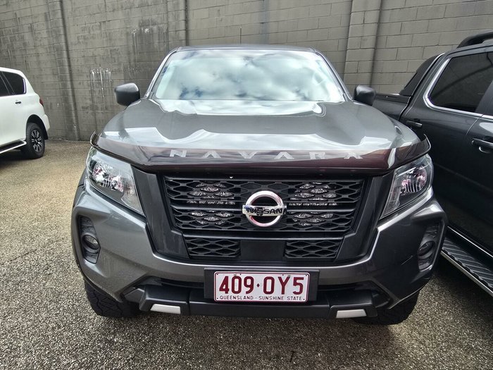 2022 Nissan Navara SL