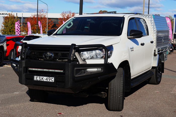 2022 Toyota Hilux SR