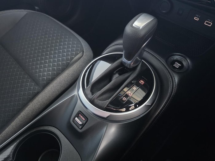 2025 Nissan JUKE ST-L