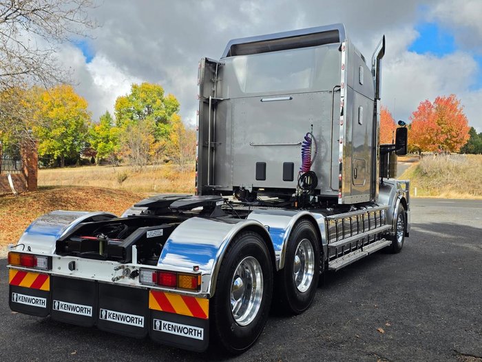 2024 Kenworth T610sar SAR Grey