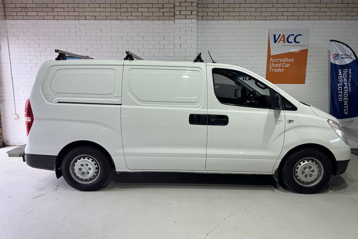 2011 Hyundai iLoad TQ-V MY11 Creamy White