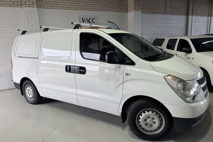 2011 Hyundai iLoad TQ-V MY11 Creamy White