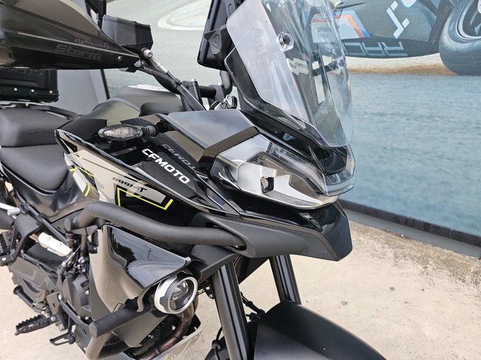 2025 CFMOTO MT TOURING Black
