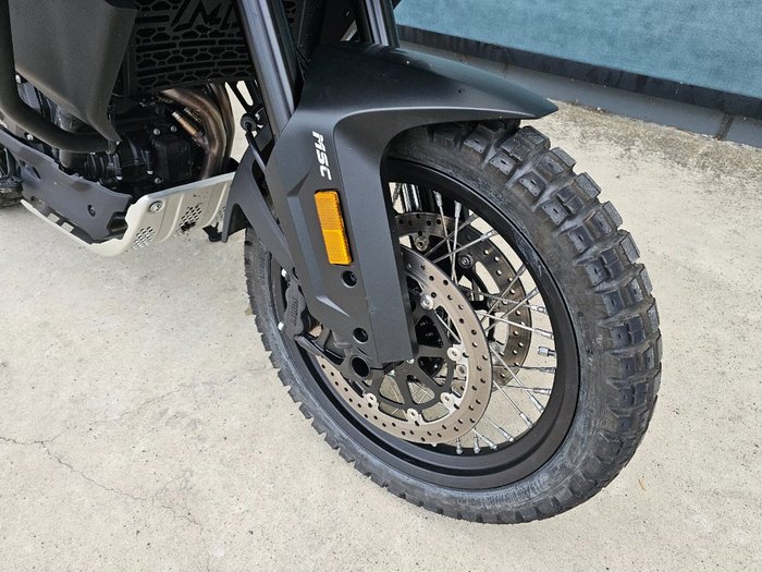 2025 CFMOTO MT TOURING Black