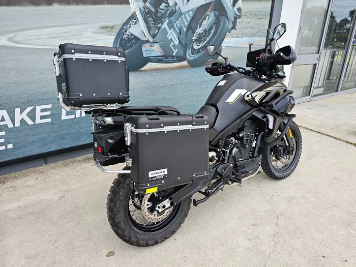 2025 CFMOTO MT TOURING Black