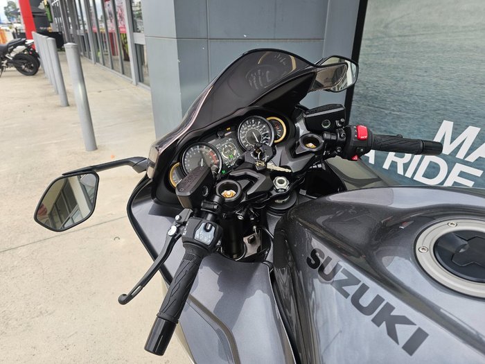 2023 Suzuki GSX1300RR (HAYABUSA) Silver