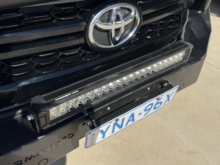 2017 Toyota Hilux SR5