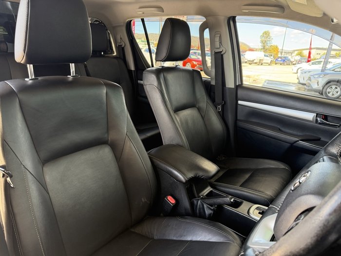 2017 Toyota Hilux SR5