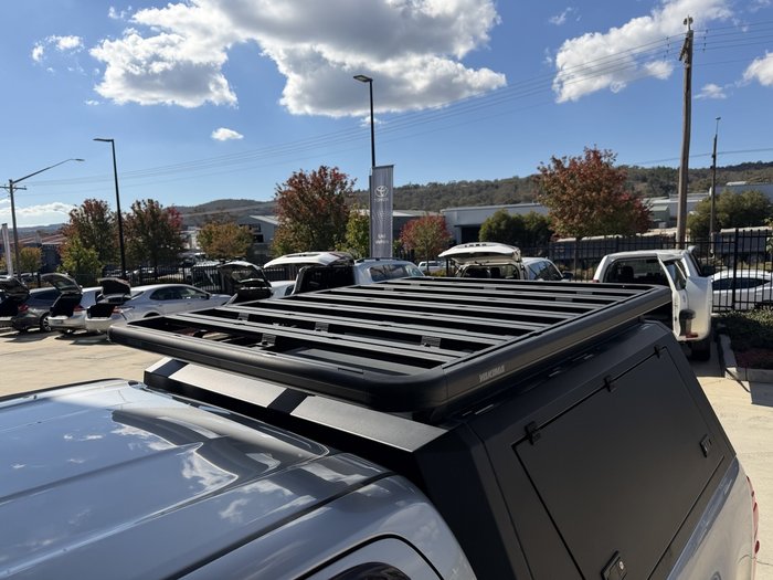 2017 Toyota Hilux SR5