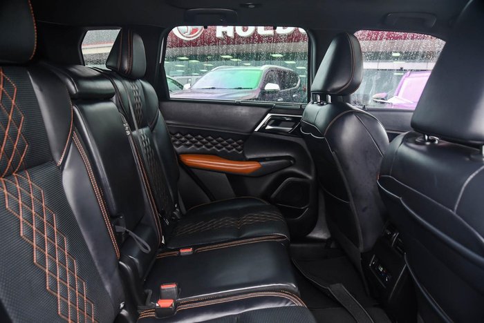 2023 Mitsubishi Outlander Exceed Tourer