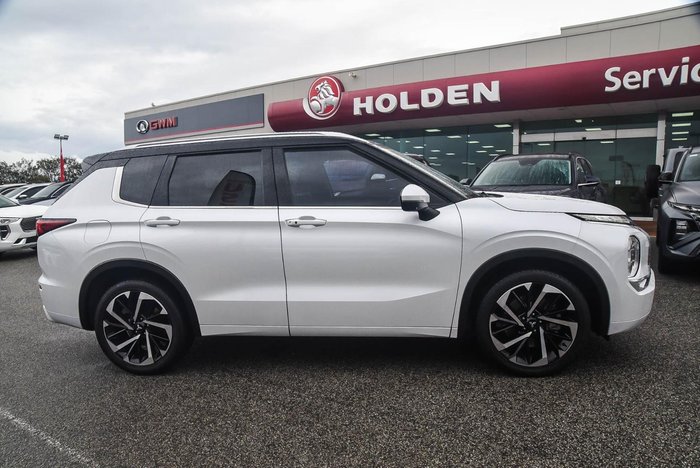 2023 Mitsubishi Outlander Exceed Tourer