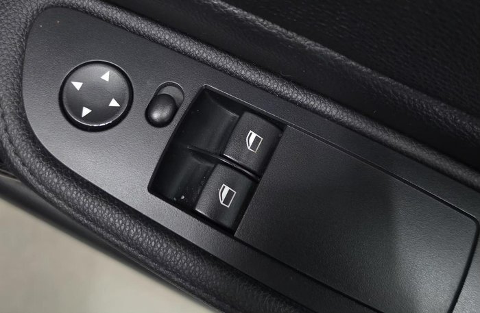2013 BMW 1 Series 120i E82 LCI MY13 Black