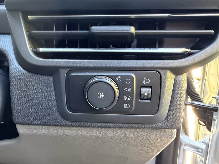 2025 Ford Tourneo Active