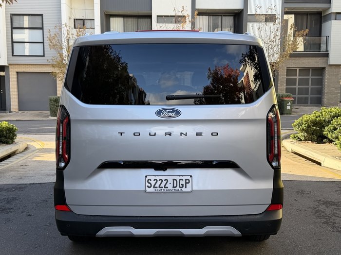 2025 Ford Tourneo Active