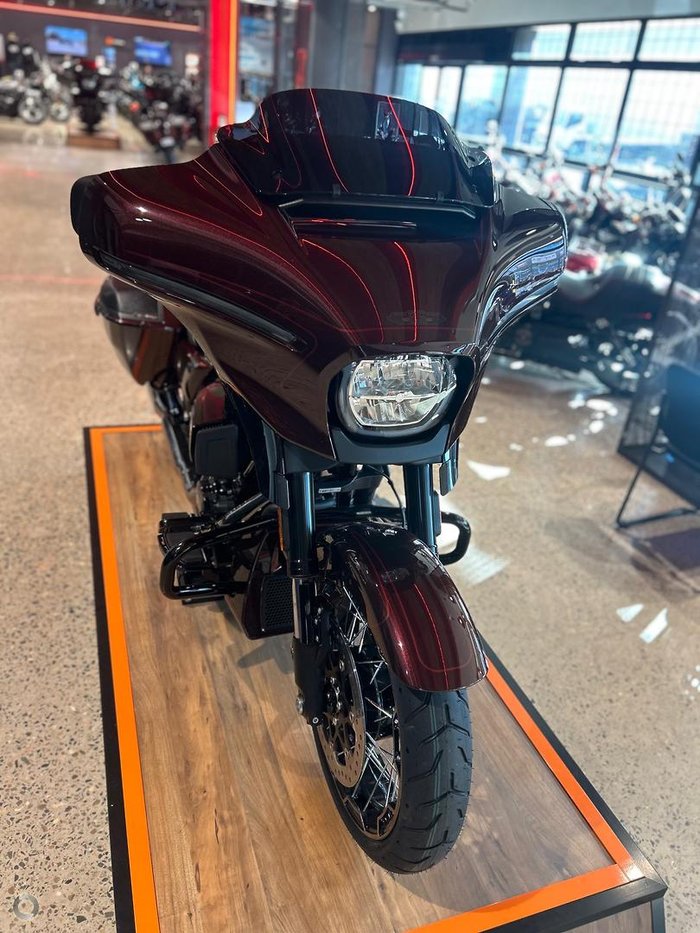 2024 Harley-Davidson CVO Street Glide 121 (FLHXSE) Touring