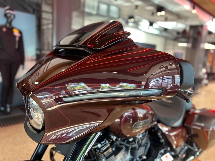 2024 Harley-Davidson CVO Street Glide 121 (FLHXSE) Touring