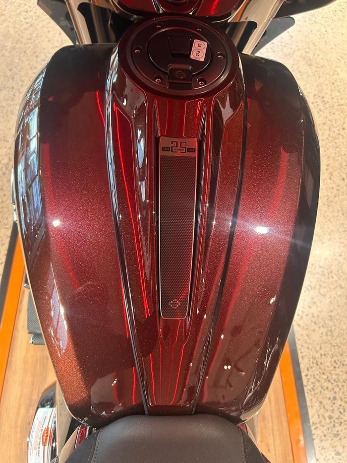2024 Harley-Davidson CVO Street Glide 121 (FLHXSE) Touring