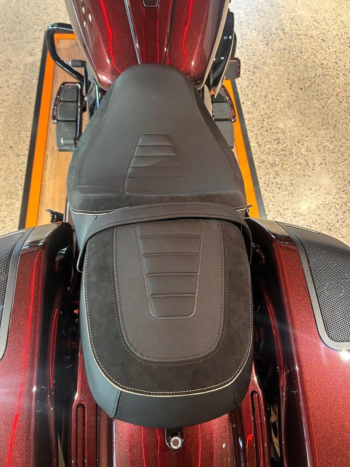 2024 Harley-Davidson CVO Street Glide 121 (FLHXSE) Touring