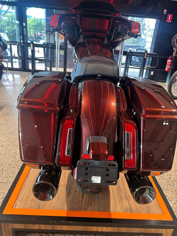 2024 Harley-Davidson CVO Street Glide 121 (FLHXSE) Touring