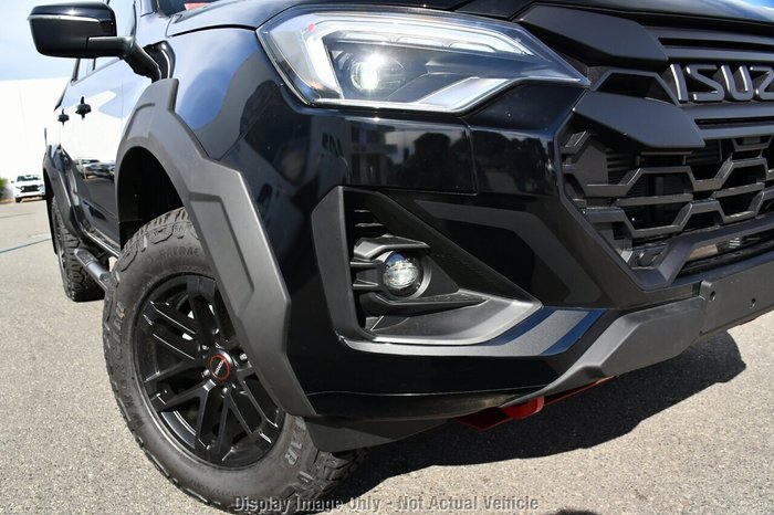 2026 Isuzu D-MAX BLADE