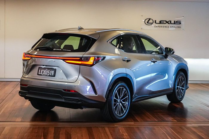 2025 Lexus NX 250