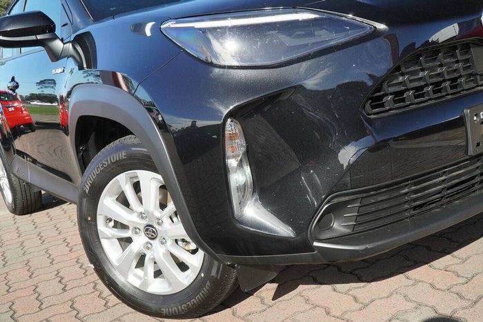 2023 Toyota Yaris Cross GX