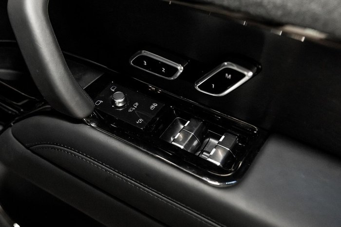 2025 Land Rover Range Rover Sport PHEV P460e Autobiography