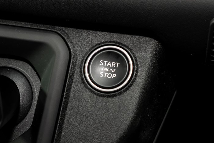 2025 Land Rover Defender 130 D350 X-Dynamic SE