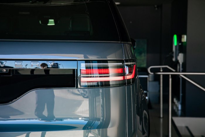 2025 Land Rover Discovery D350 Dynamic HSE