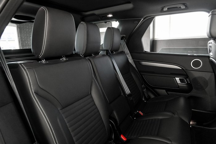 2025 Land Rover Discovery D350 Dynamic HSE