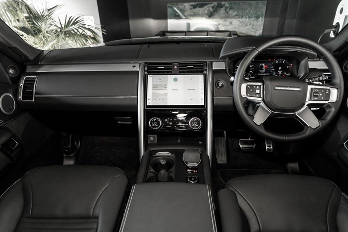 2025 Land Rover Discovery D350 Dynamic HSE