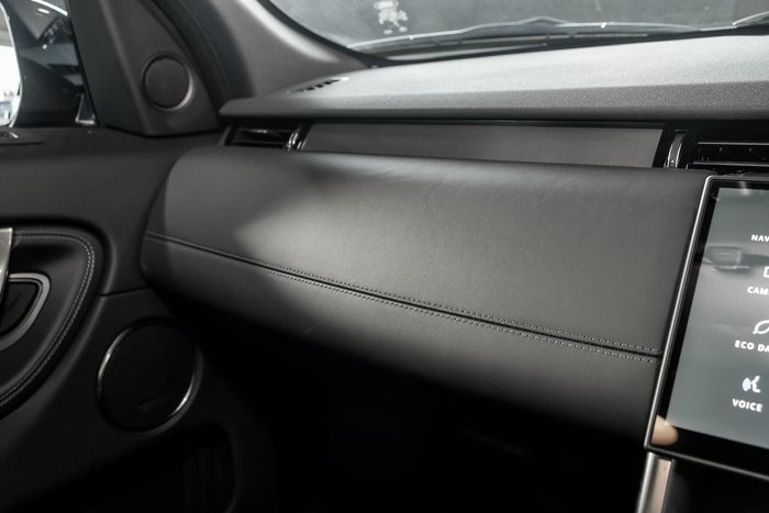 2025 Land Rover Discovery Sport P250 Dynamic HSE